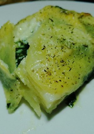 A picture of Potato and Spinach au gratin.