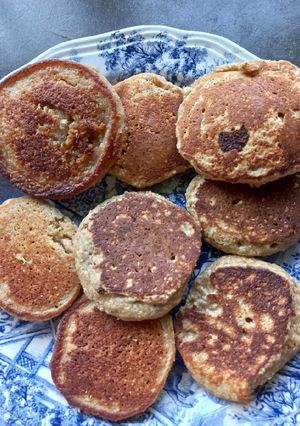 Una foto de Hot cakes de avena y banana
