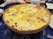 Una foto de quiche integral