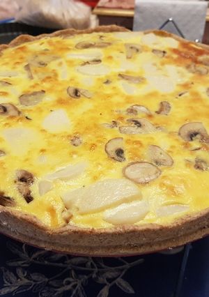 Una foto de Quiche de champiñones y palmitos