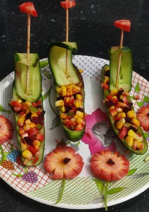A picture of Salad Boat.