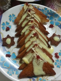 शाही टुकड़ा (Shahi Tukda Recipe in Hindi) रेसिपी मुख्य फोटो