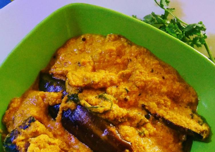 Begun posto(brinjal with poppy seeds)