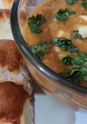 पाव भाजी (Pav bhaji recipe in hindi) रेसिपी मुख्य फोटो