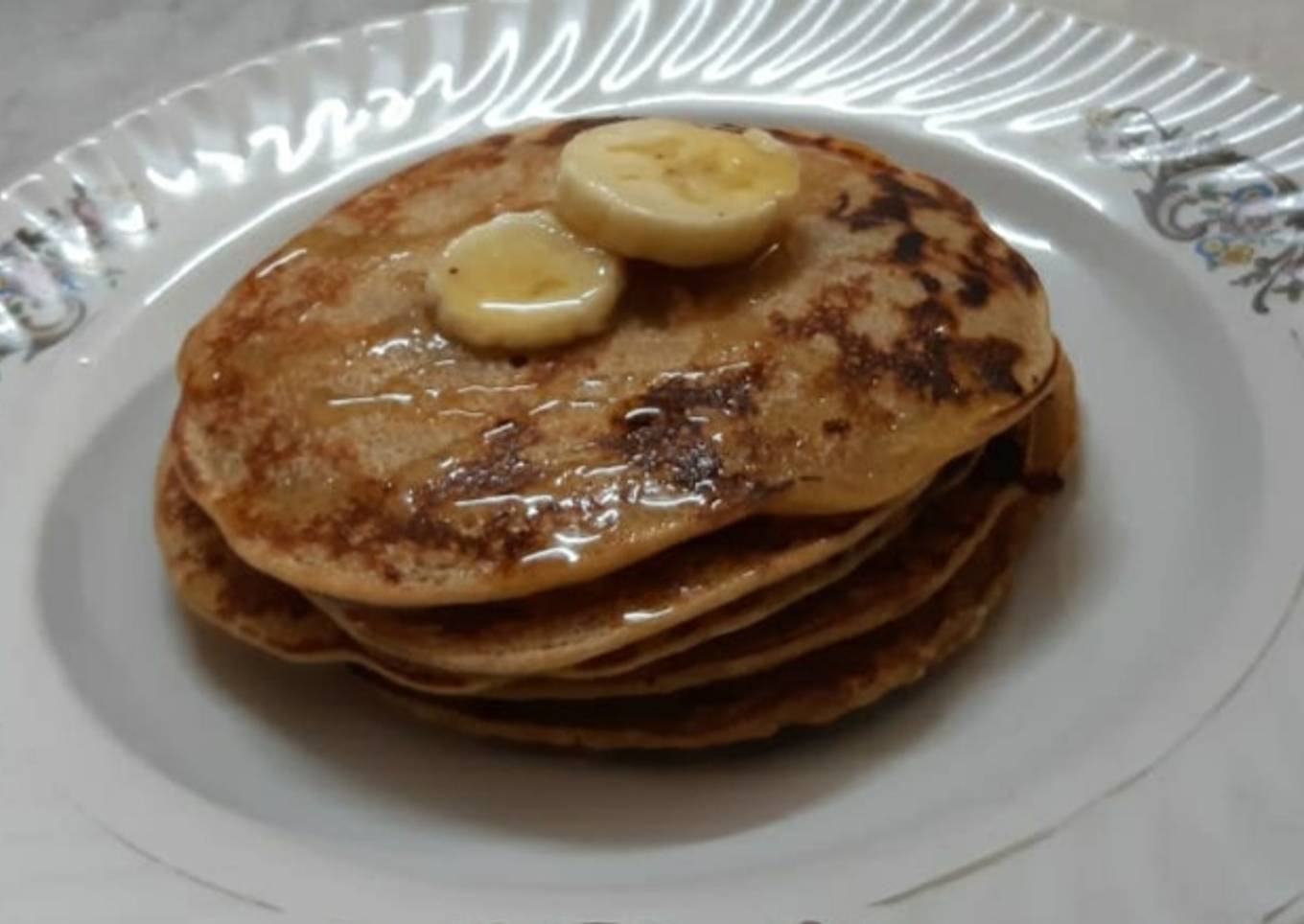 Simple Way to Prepare Perfect Eggless Oats & Banana Pancakes: