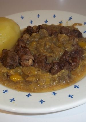 Foto principal de Ternera cocida tierna con salsa