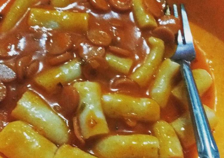 Tteokbokki / toppoki (Rice Cake)