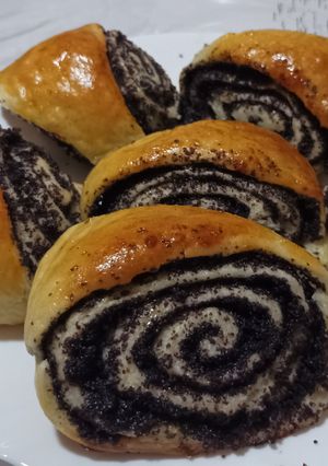 Mákos csiga recept fotója