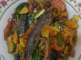 Ikan pindang masak pedas