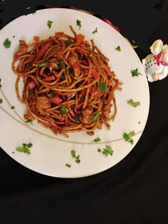 Easy Steps to Make Schezwan chicken chow mein the Delicious You can take Joss in your mouth