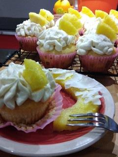 Una foto de Cupcake piña colada