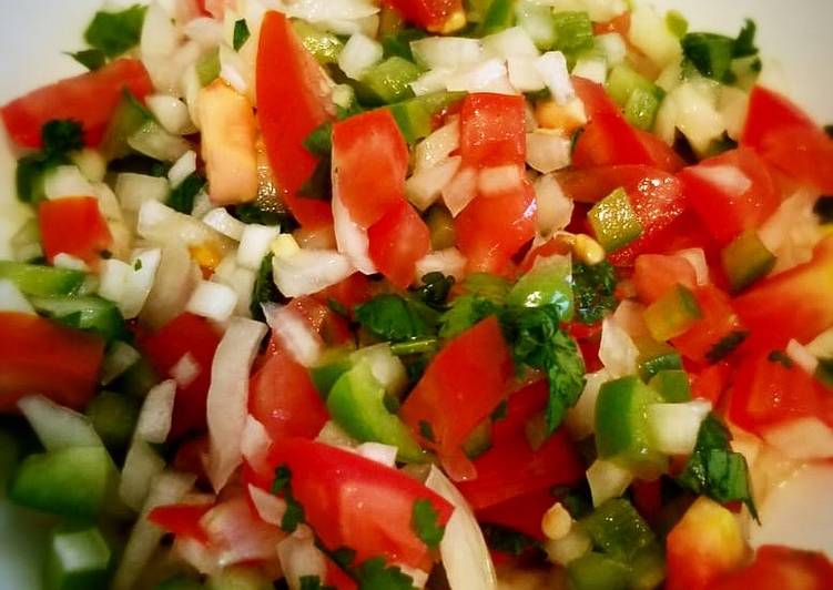 Simple Way to Prepare Favorite Salsa / Pico de Gallo