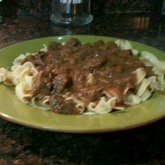 A picture of Hungarian Goulash with Noodles.