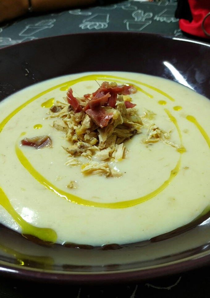Una foto de Crema de "aprovechamiento" del caldo