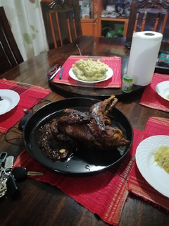 A picture of #themechallenge roasted chicken and mukimo.