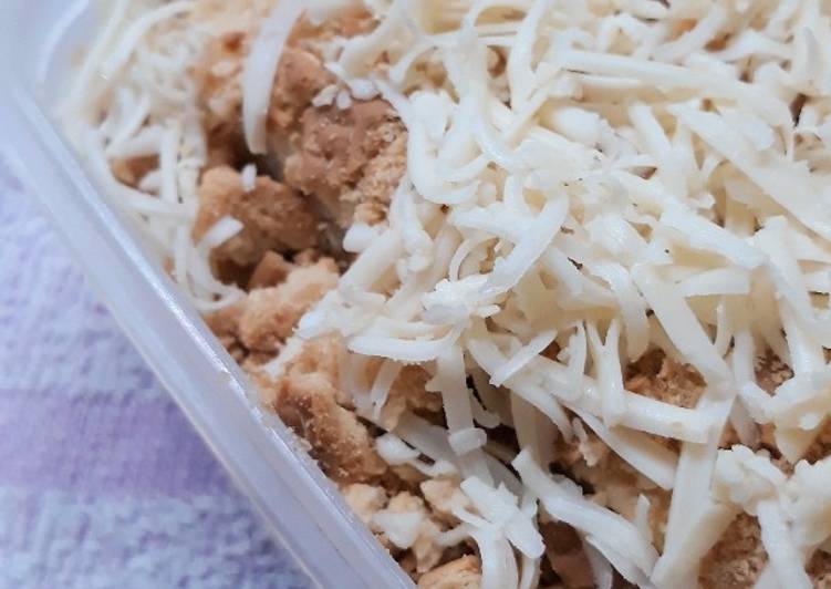 Langkah Mudah untuk Membuat Stup Roti with Regal &amp; Cheese, Enak