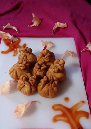 খাস্তা পনির পোটলি রেসিপির প্রধান ছবি