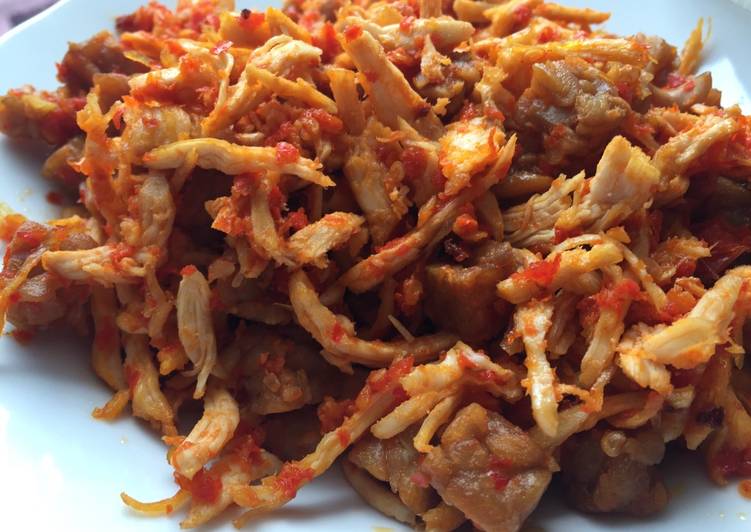 Ayam Suwir + Tempe Sambalado