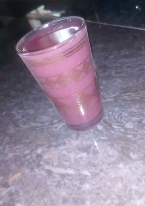 A picture of Zobo and kwalba drink.
