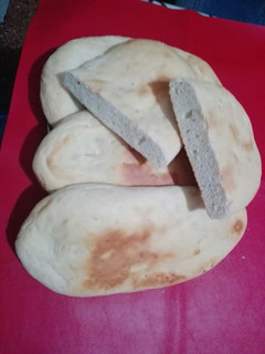 Una foto de Pan de campo norteño con chicharrón