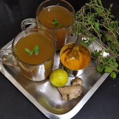 Turmeric tea A picture of Turmeric tea.