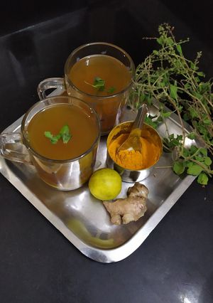 A picture of Turmeric tea.