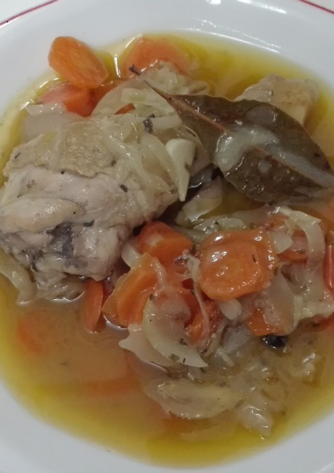 Una foto de Escabeche de pollo