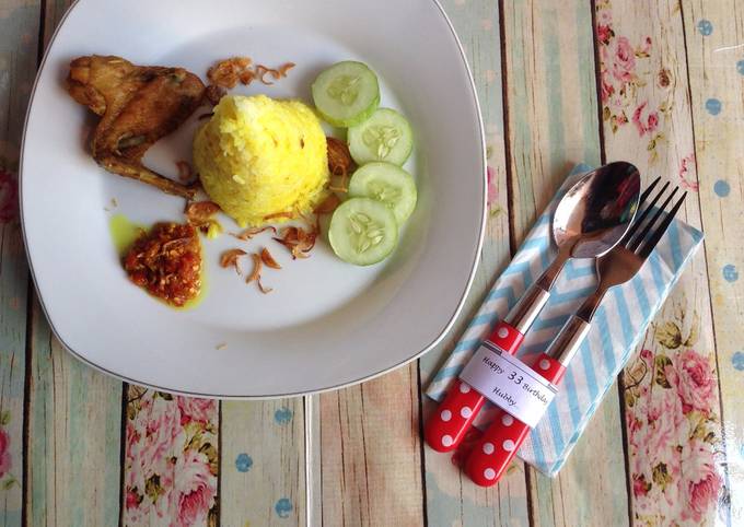 Anti Ribet, Membuat Nasi kuning praktis Istimewa