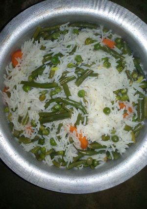 A picture of Vegetable Rice.