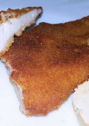 Una foto de Pechuga de pollo empanada