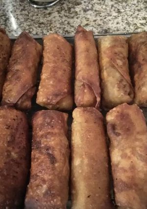 A picture of Easy eggrolls.