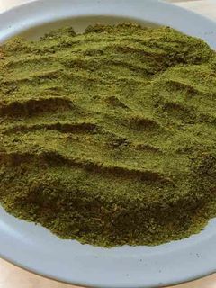 கறிவேப்பிலை பொடி(curry leaves powder recipe in tamil) செய்முறை முக்கிய புகைப்படம்