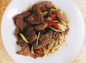 Hình của món Thịt Bò Xào Sả Ớt.