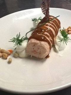 Rózsaborsos garnéla rólád, bisque éslitchi krém recept fotója