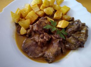 Foto principal de Lengua de ternera estofada