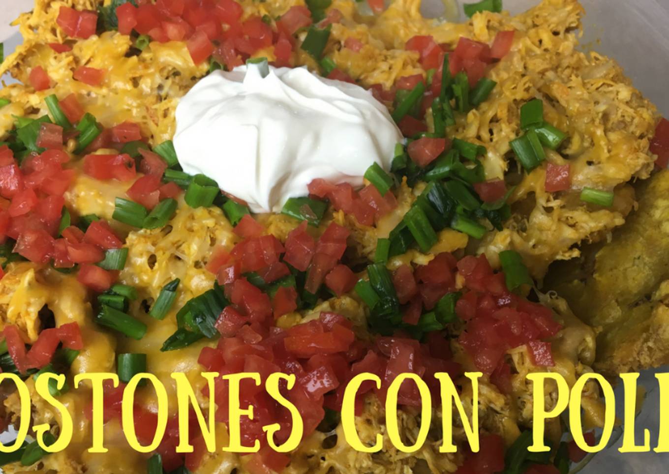 Tostones con pollo