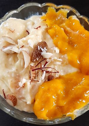 કેસર મેંગો શિખંડ (Kesar Mango Shrikhand recipe in gujarati) રેસીપી મુખ્ય ફોટો