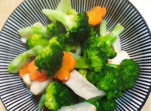 橄欖油杏鮑菇花椰菜 的食譜成品照片