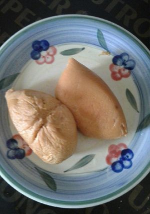 A picture of Fish moi moi.