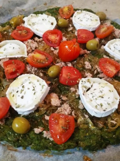 Una foto de Pizza vegetal mixta