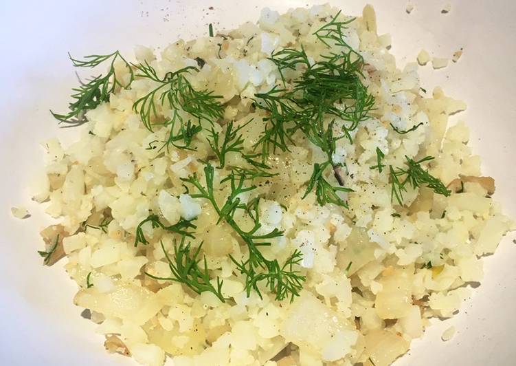 Step-by-Step Guide to Cook Speedy Cauliflower Rice With Dill & Garlic