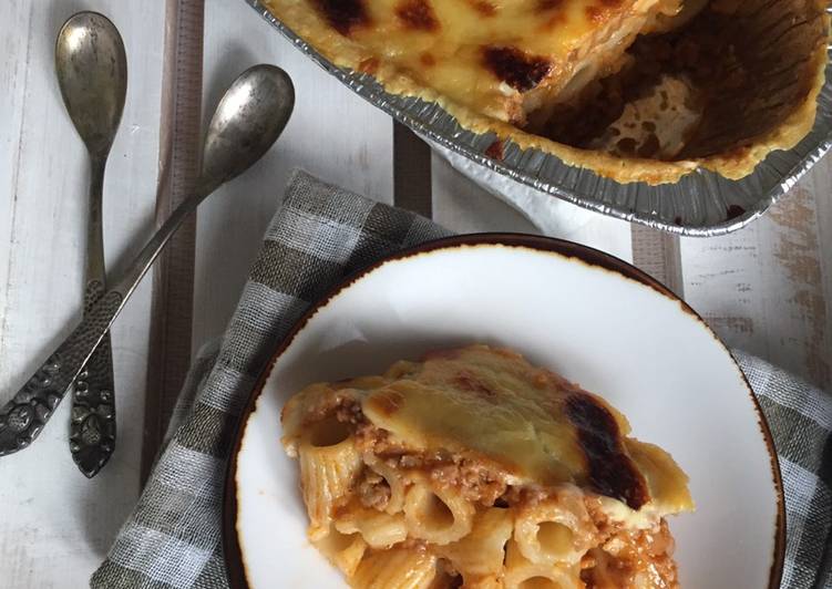 Penne Lasagna dengan Bechamel Sauce
