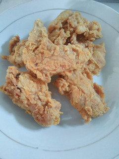 Foto resep Ayam goreng tepung kriuk kriuk nya awet
