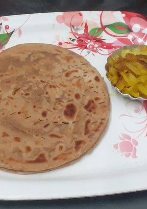 রাজস্থানি জাড়ী রোটি (Rajasthani jari roti recipe in Bengali) রেসিপির প্রধান ছবি