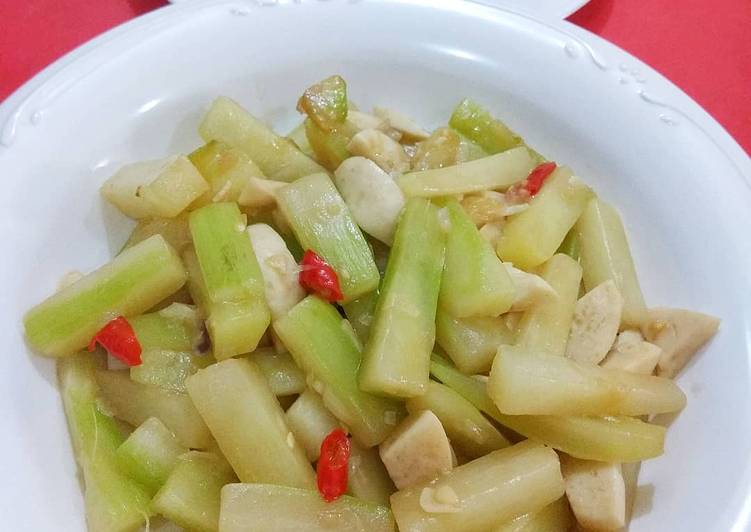 Cara Gampang Membuat Kailan Batang Saus Tiram Anti Gagal