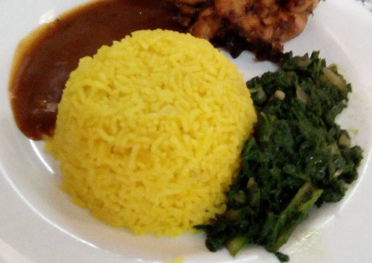 Step-by-Step Guide to Prepare Perfect Tumeric rice,sauté spinach beef.s and gravy