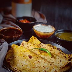 A picture of Aloo Paratha.