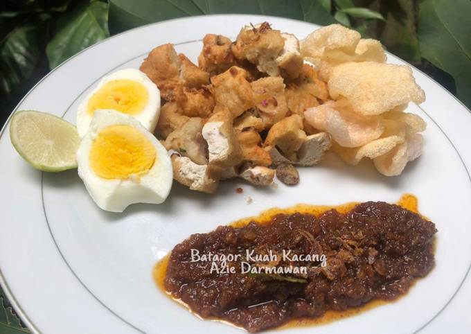 Batagor Kuah Kacang