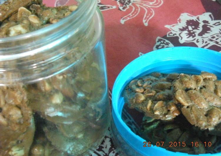 Ampyang  Kacang Coklat