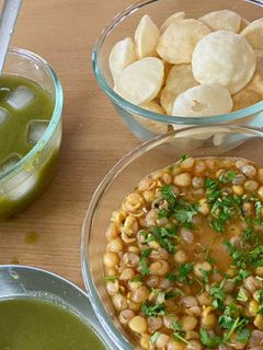 सूजी के क्रिस्पी गोलगप्पे (suji ke crispy golgappe recipe in Hindi) रेसिपी मुख्य फोटो